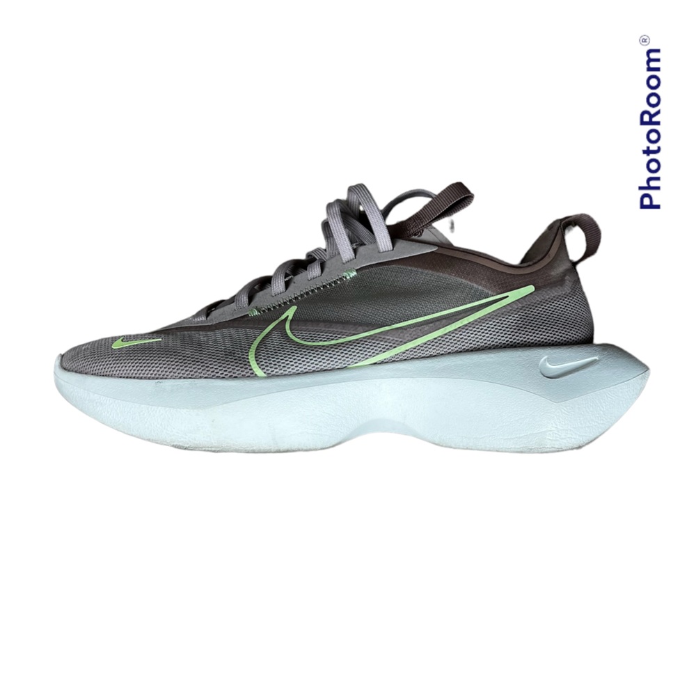 Nike Vista Lite Women's Shoes Fossil Stone-Desert Dust-Barely.